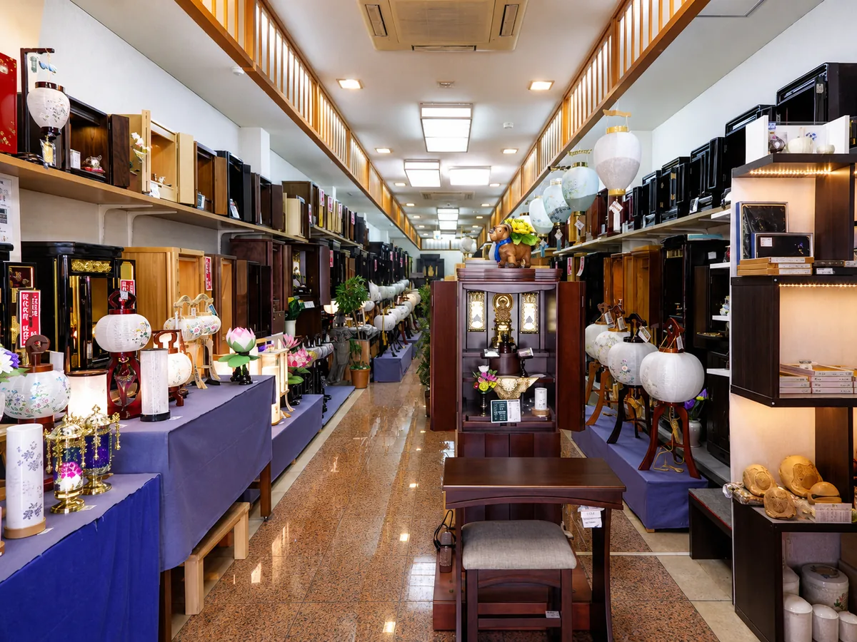 ゴクラク堂の店内